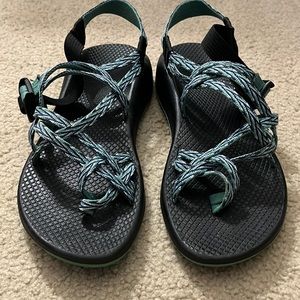 chacos